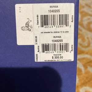 Retired Mufasa Swarovski